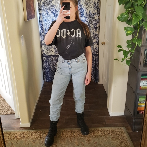 SWAPPED - Vintage AC/DC Baggy Tee - Picture 4 of 7